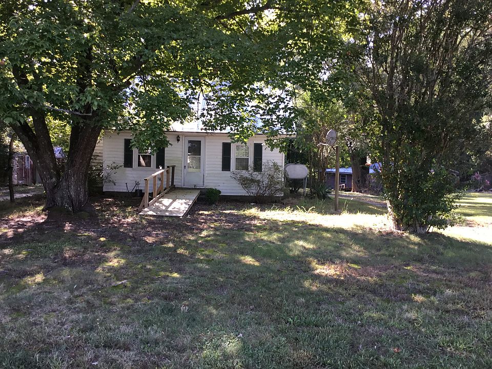 1st image of 3143 Luttrellville Ln