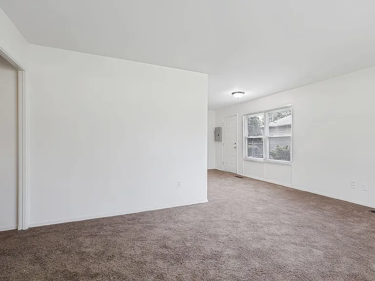 7399 Wollam Ave — Photo 38