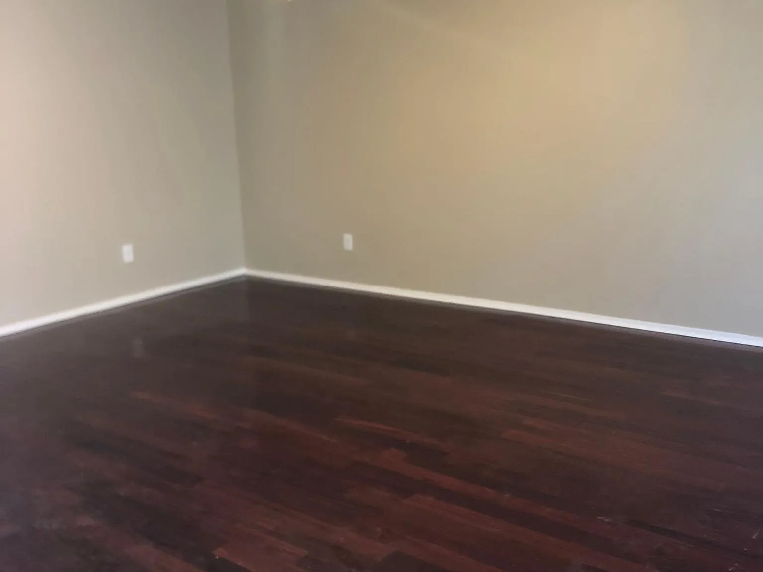 3 bed, 1372 sqft, $1,400 — Photo 2