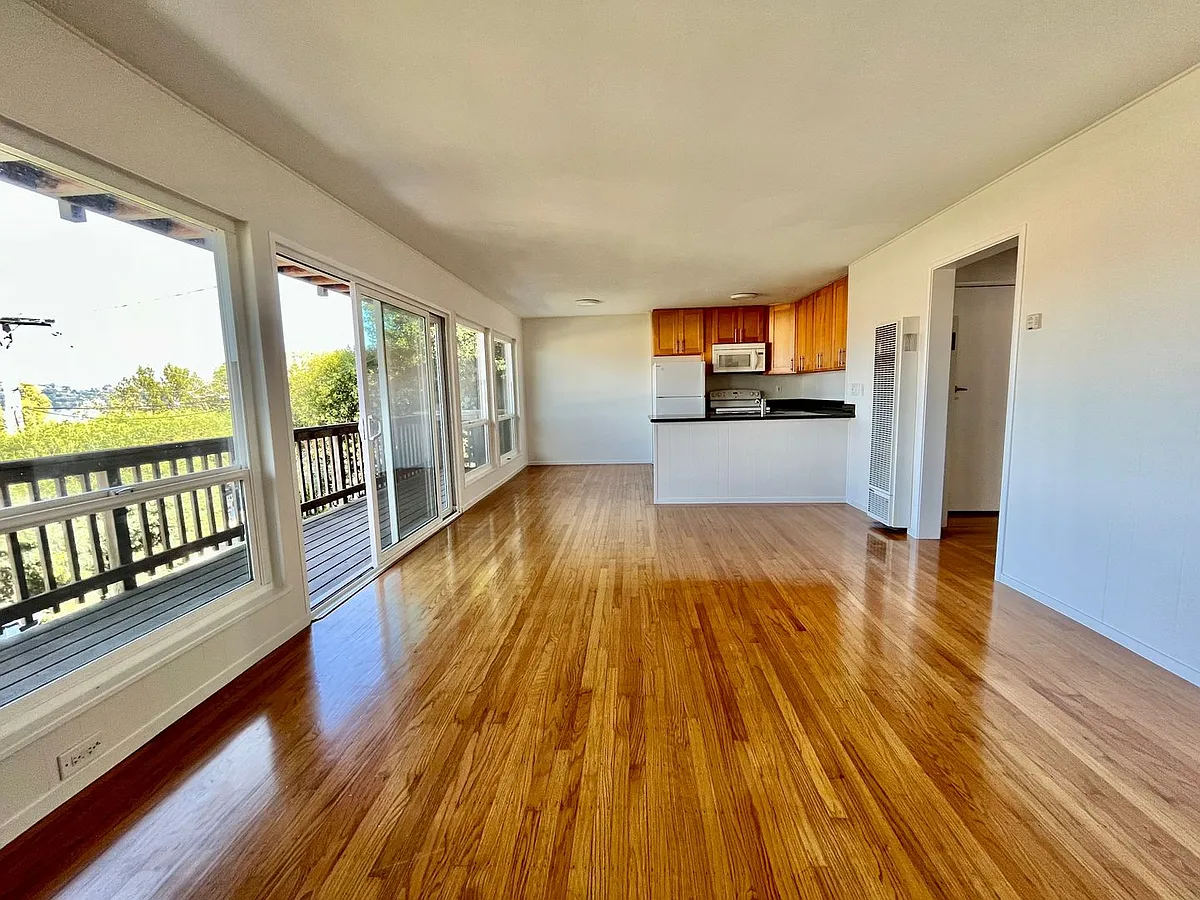 Building Photo - 1739 Bridgeway #1