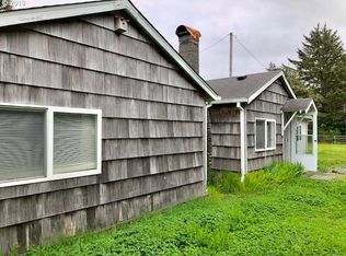 1960 S Edgewood St, Seaside, OR