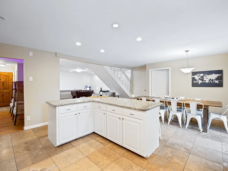 2352 Wildoak Dr #MAIN — Photo 16
