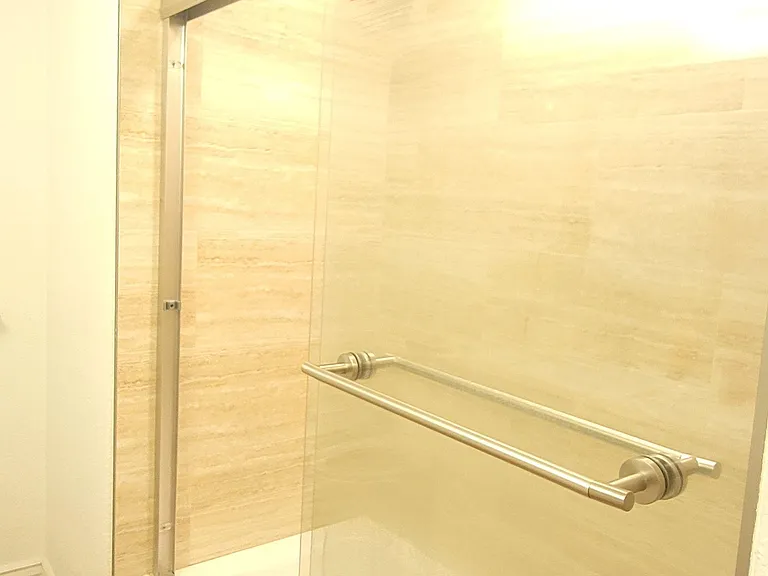 Bathtub