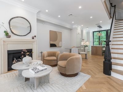 48 Montgomery St, Boston, MA, 02116