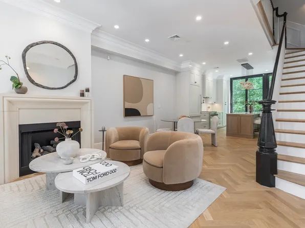 48 Montgomery St, Boston, MA 02116