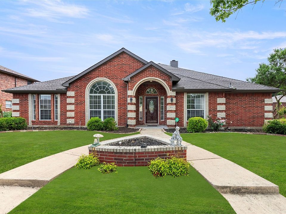 1st image of 3214 Lochaven Dr