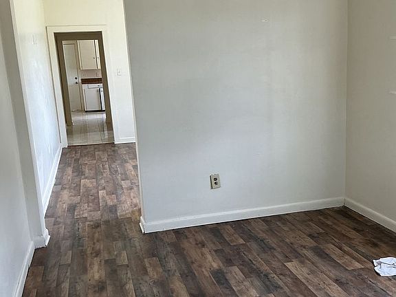 2nd image of 1218 Schley St