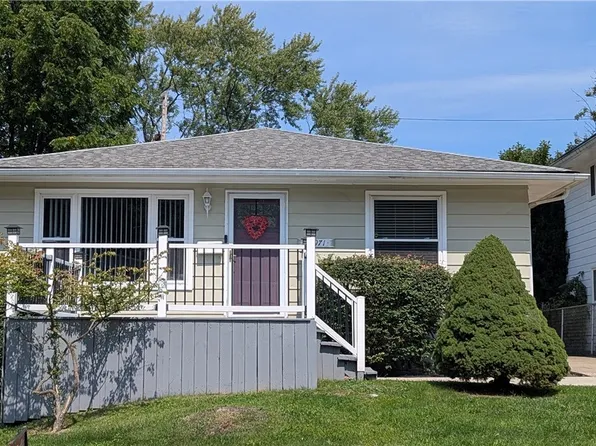 18971 Nitra Ave, Maple Heights, OH 44137