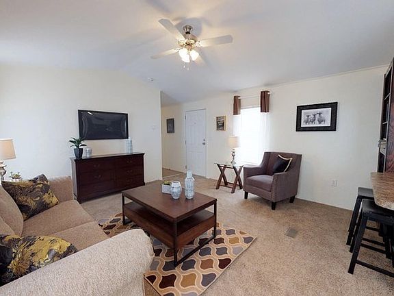 4th image of 2060 N Center St #4