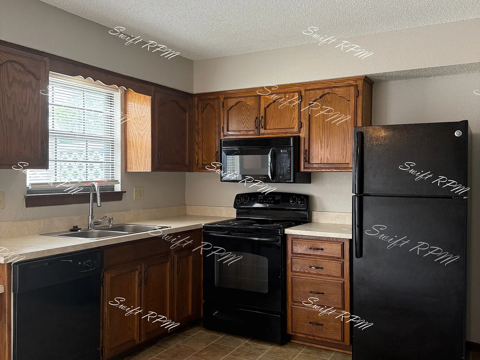 529 Northeast Churchill Street-2 - 1 — Photo 4