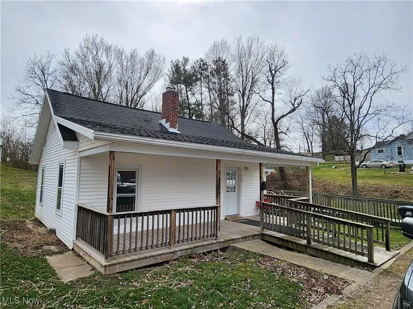 543 Fowler St, New Lexington, OH 43764