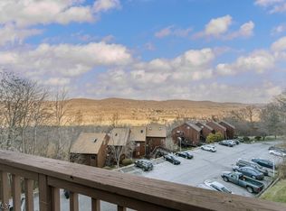 5 Eagles Nest Dr UNIT 2, Vernon, NJ 07462