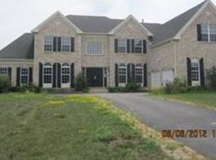 5365 Brompton Ln, Gurnee, IL 60031