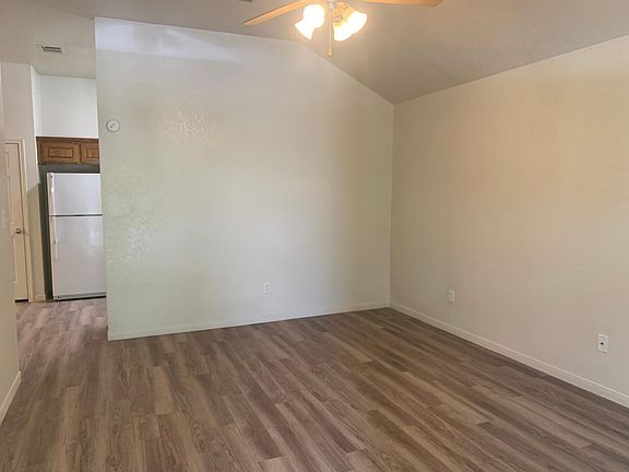 3rd image of 519 Olaf Dr #B