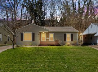 104 Robinwood Blvd, Akron, OH 44312