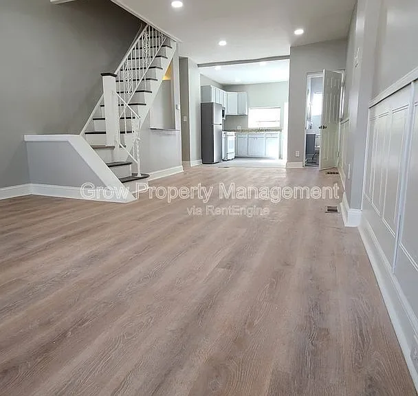 3141 Agate St — Photo 3