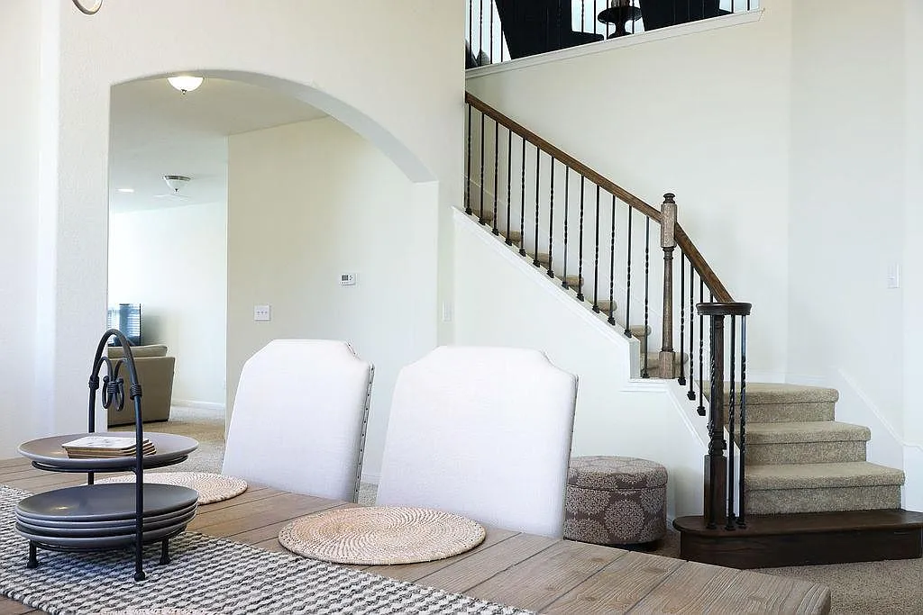 4 bed, 3.5 bath, 2932 sqft, $2,795 — Photo 4