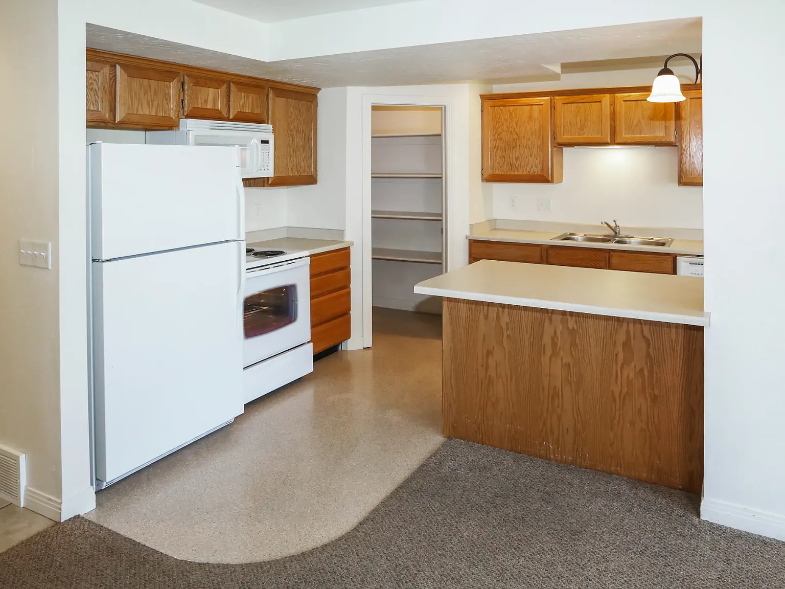 Garden View Townhomes — Photo 2