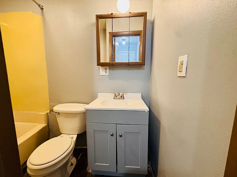 7209 Park Ave — Photo 14