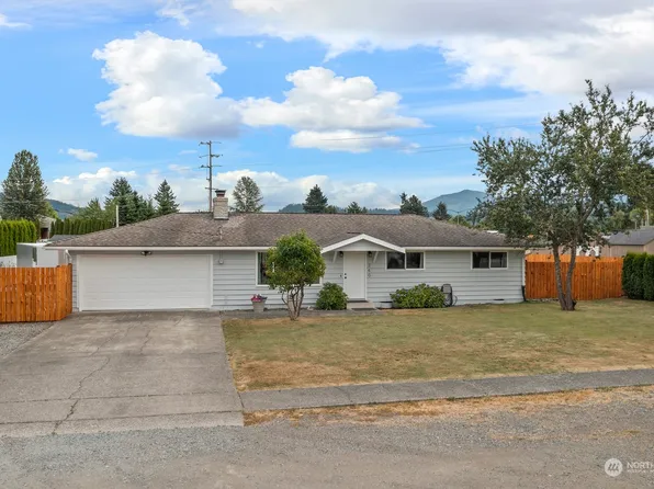 240 S 3rd Street, Buckley, WA 98321