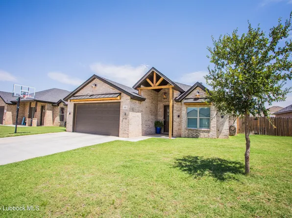 1111 16th St, Shallowater, TX 79363