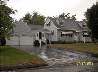 25 Alicia Ter, Windsor Locks, CT 06096