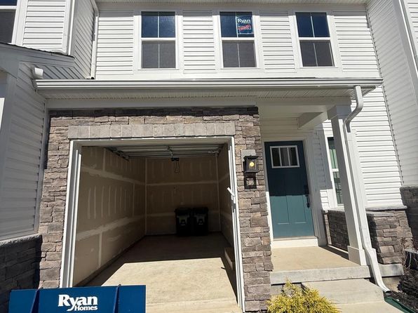 2664 Tisbury Ln