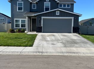 620 SW Raelynn St, Mountain Home, ID 83647