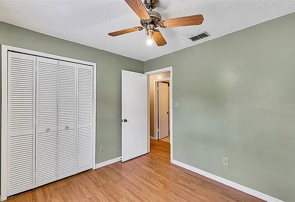 2nd image of 886 N Jerico Dr