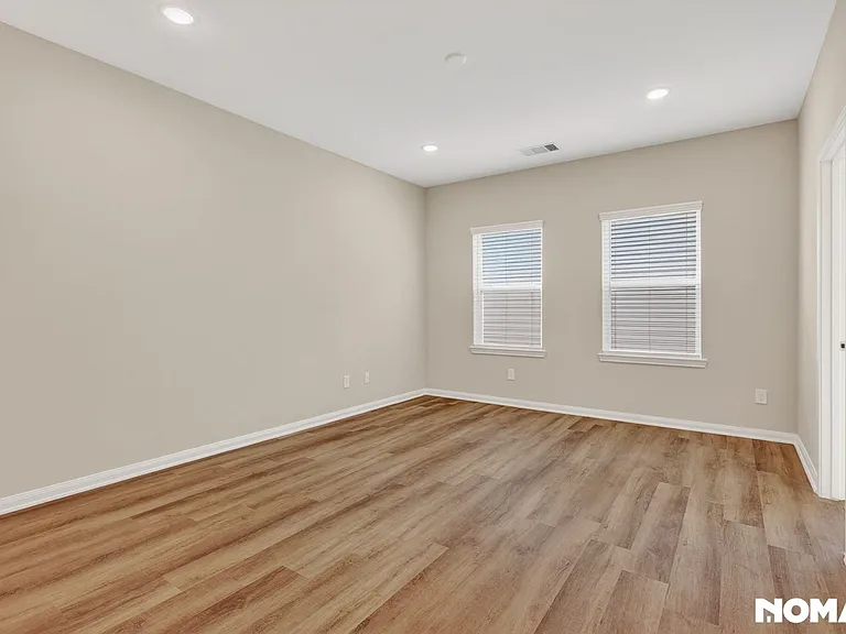 208 Clark Meadows Ln — Photo 12