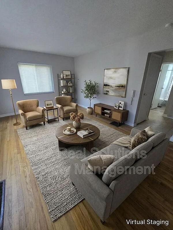 1 bed, 1.0 bath, 652 sqft, $810 — Photo 2