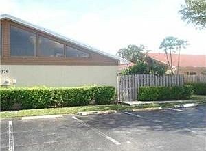 2nd image of 4379 Woodstock Dr APT A