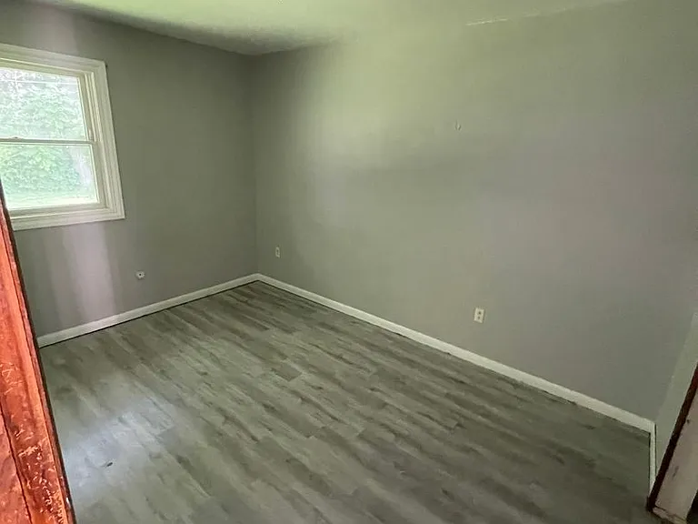 59 E Norwich Ave — Photo 19