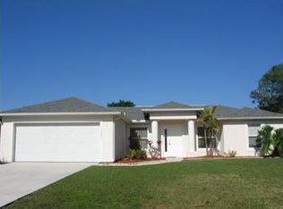 1661 SW Sylvester Ln, Port Saint Lucie, FL 34984