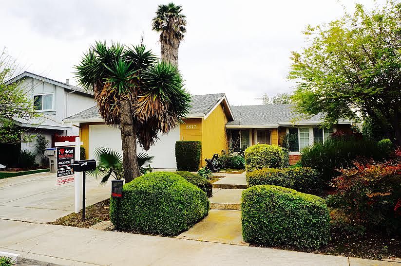1st image of 2677 Larch Ct