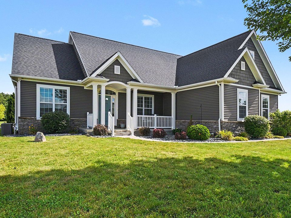 1st image of 3181 Chamberlain Rd