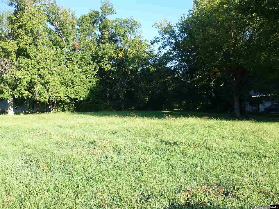 2nd image of 810 Vine St #F