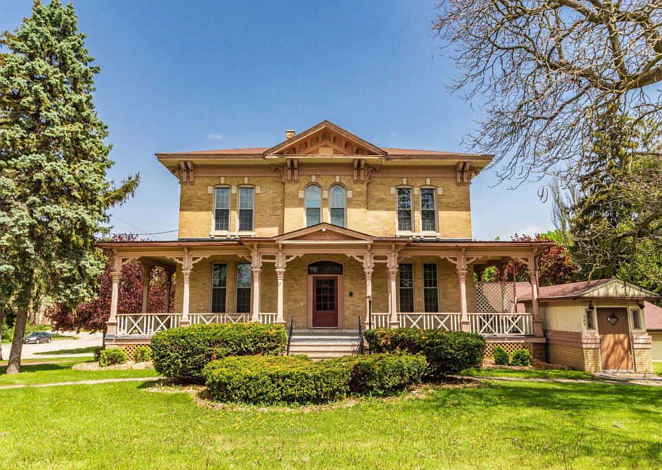 1st image of 230 Horicon St