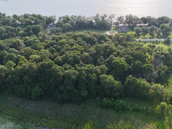 E Big McDonald Dr, Dent, MN 56528