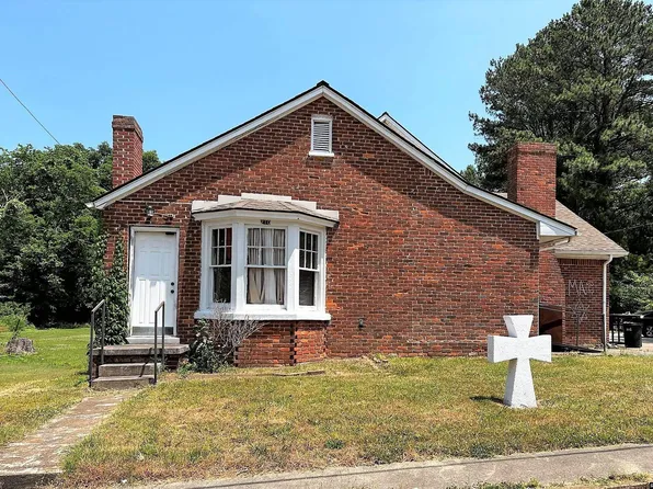 210 Oakland St, Martin, TN 38237