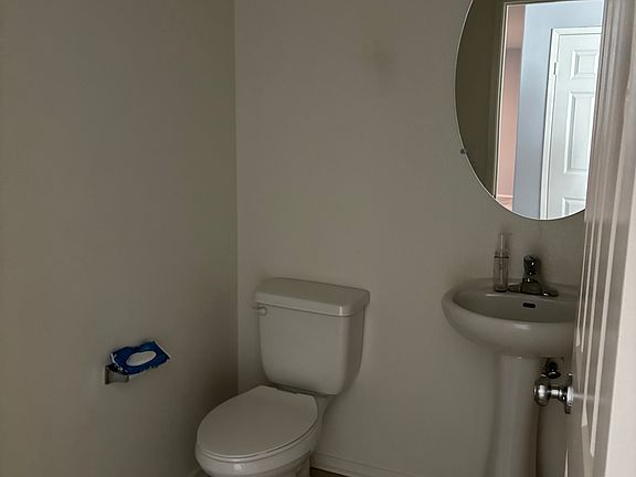 5th image of 11114 Guaranda Pl