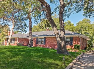 447 W Colorado Blvd, Dallas, TX 75208