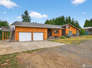 199 Greenwood Rd, Cathlamet, WA 98612
