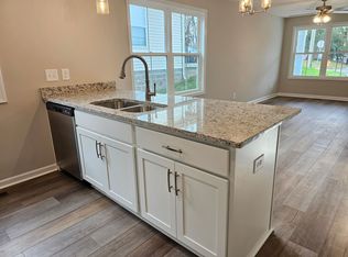 Larsen - 503 9th St., Clarksville, TN 37040