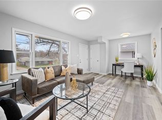 2736 Bennett Ave, Des Moines, IA 50310