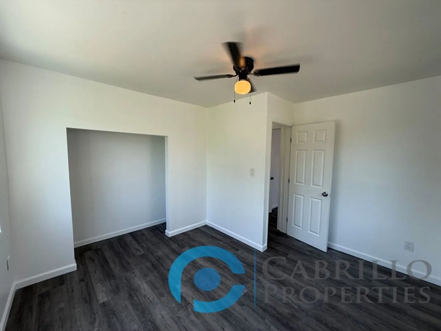 3 bed, 1.0 bath, $2,900 — Photo 2