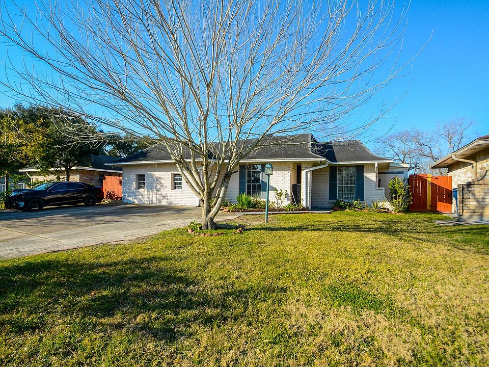 1st image of 2222 Winter Bay Ln