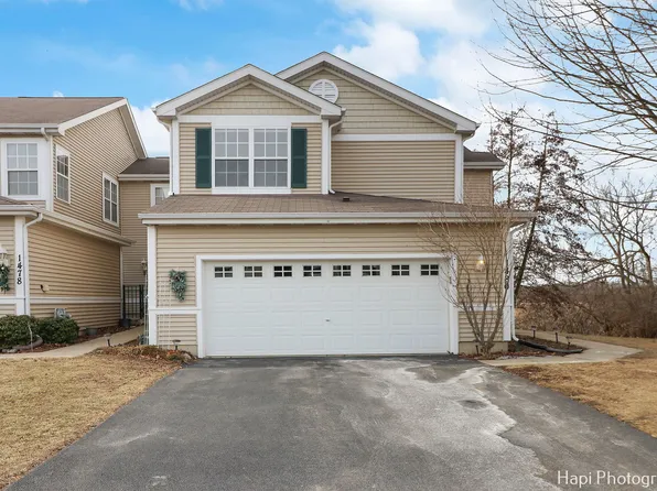 1480 W Remington Ln, Round Lake, IL 60073