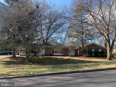 822 Juniper Dr, Lafayette Hill, PA, 19444