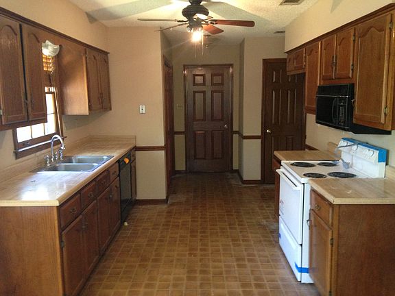 4th image of 6555 Birch Walk Dr